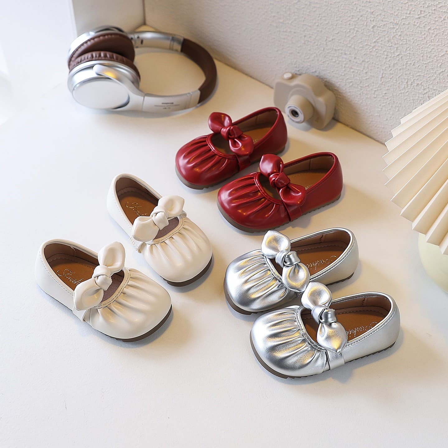 Girls' Bow Soft Soled Princess Shoes, Children's Fashionable One Foot Shoes, Small Leather Shoes, Single Shoes