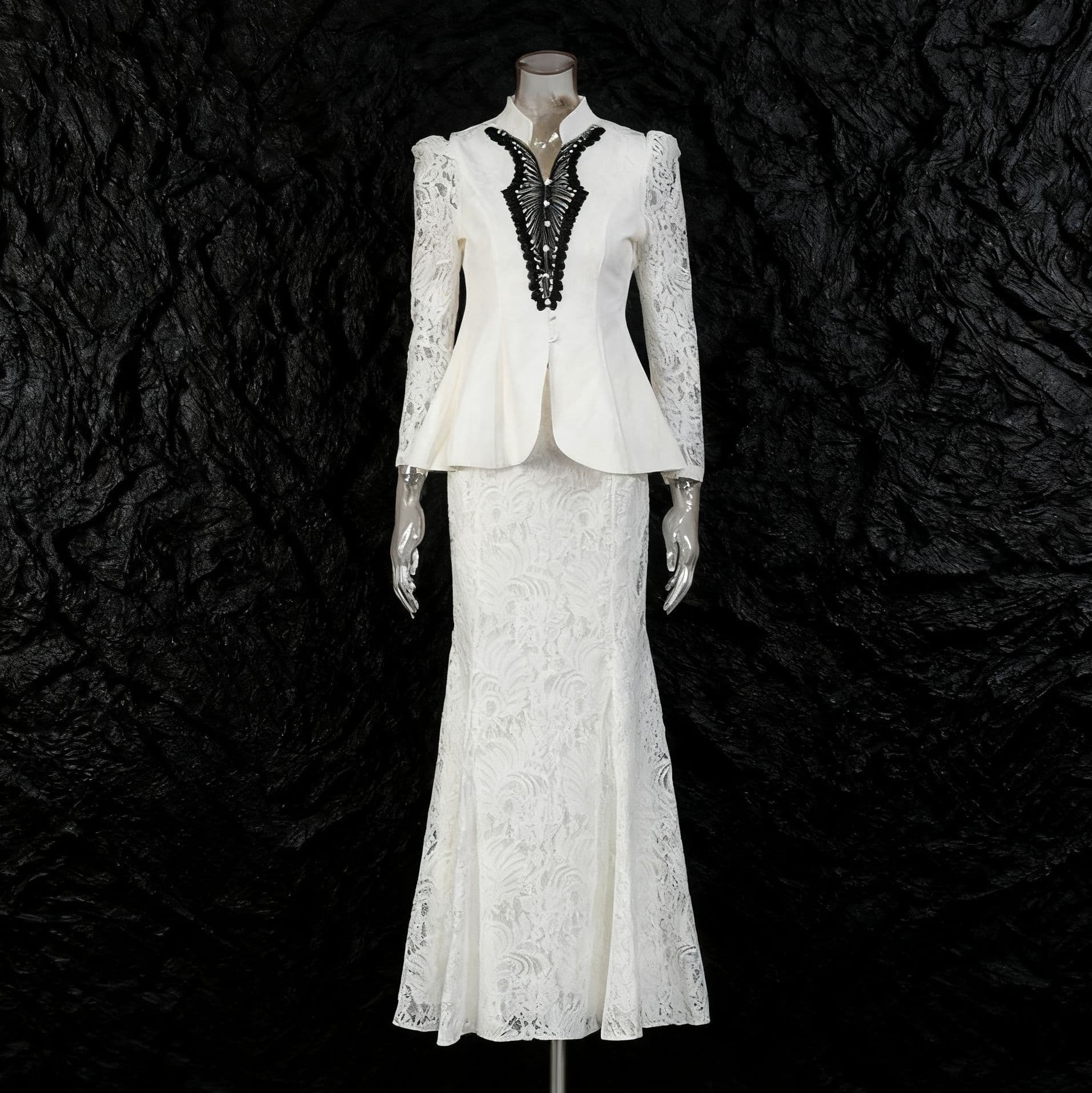 Mandarin Collar Butterfly Beaded Patch Peplum Blazer & Full Lace Mermaid Maxi Skirt Two-Piece Elegant Suit Set