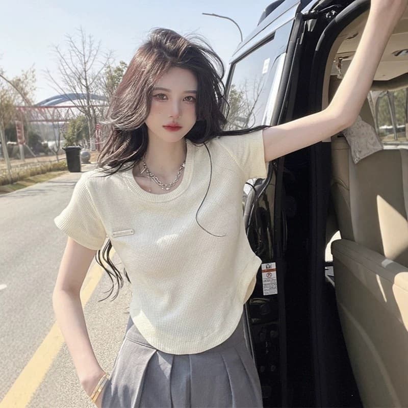 Irregular Curved Hem U-neck Short Sleeves