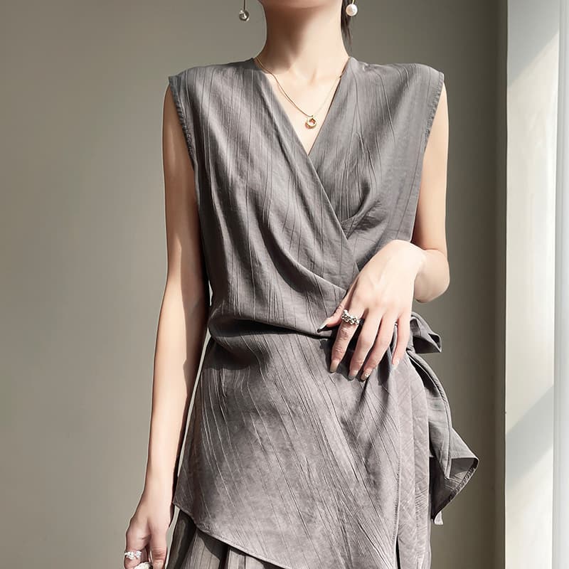 Womens Satin Cross-V-neck Pleated Sleeveless Top