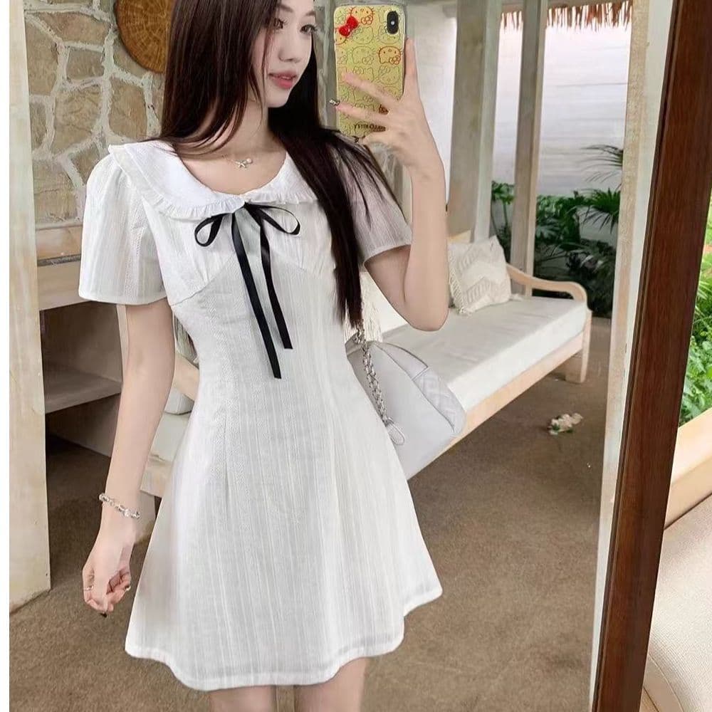 French-style Soft-chic Lace Short-sleeve Dress Waist-cinching And Figure-flattering