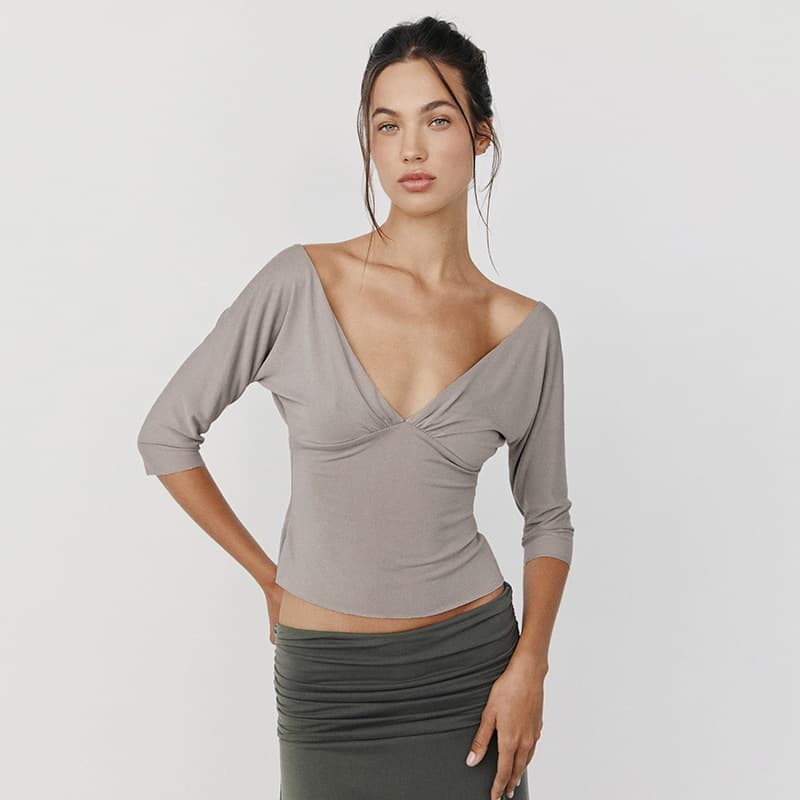 Solid-color V-neck Paneling Half-sleeve Backless Sexy Casual Petite Top T-shirt