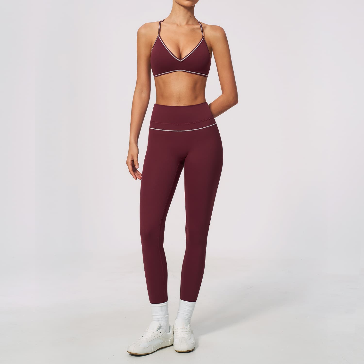 Color-blocked Top And Pants Set For A Stylish Back View