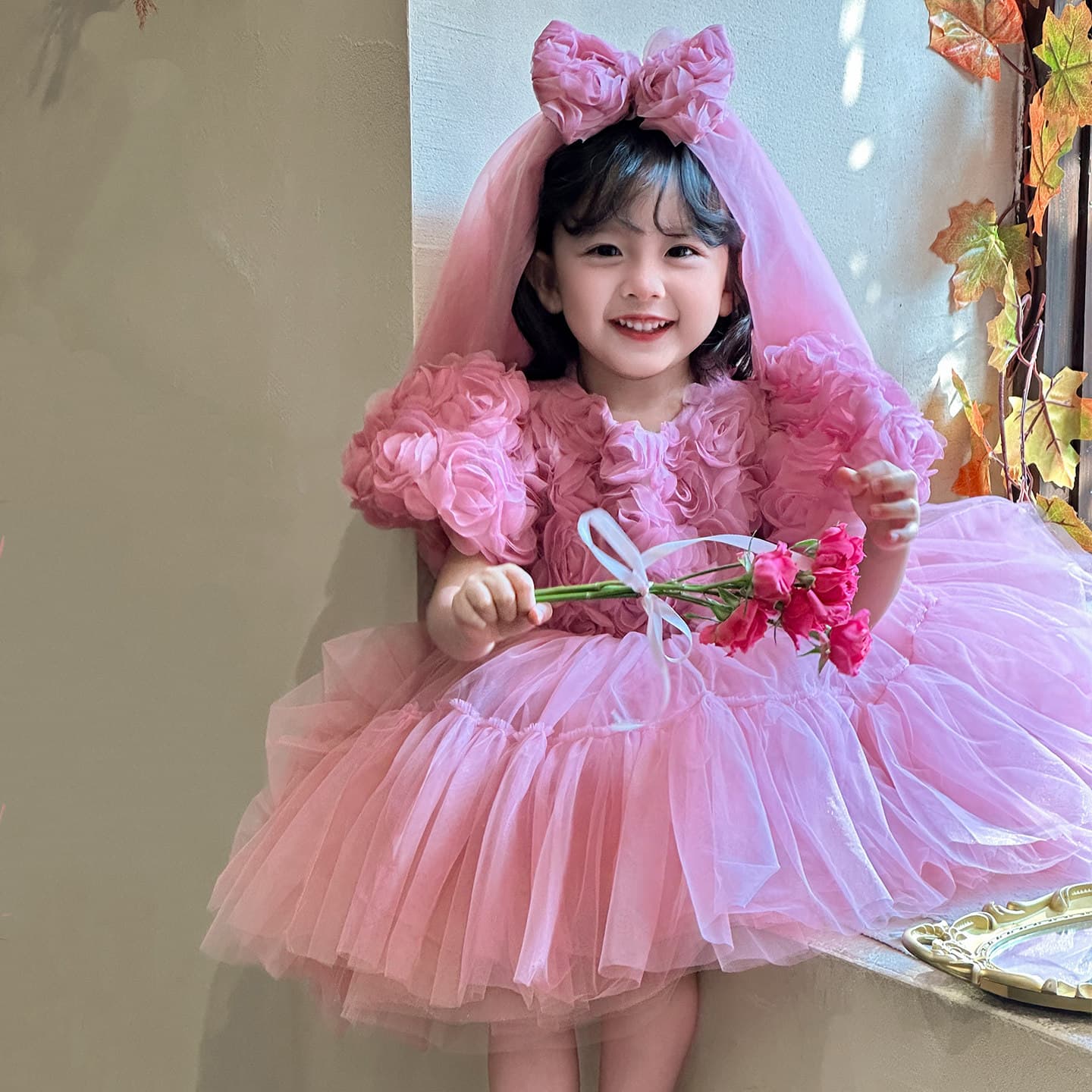 Hosts Performance Dress For A Little Girls First Birthday
