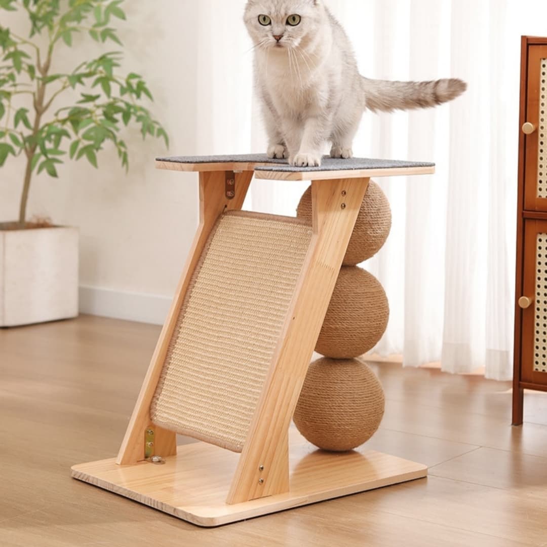 Scratch-resistant Cat Tree With Minimal Shedding A Self-entertaining Toy For Cats
