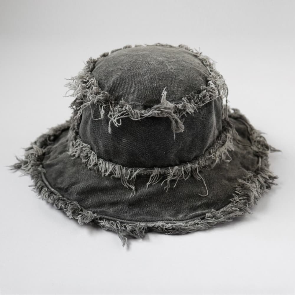 Japanese-style Vintage Water-washed Fringed Boater Hat, Distressed And Bleached, With Torn Brim And Wide Brimmed Denim Bucket Hat