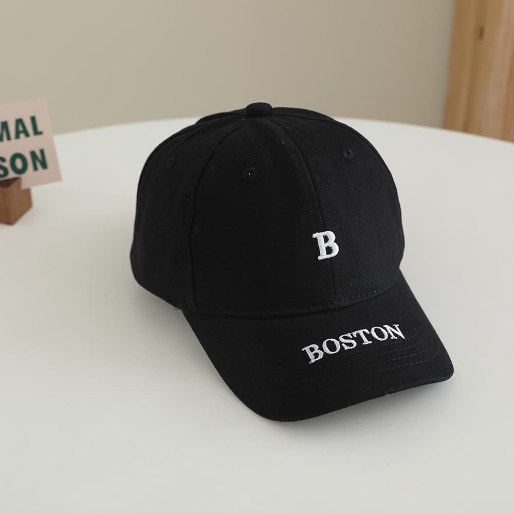 Solid-color Embroidered Letter BOSTON - A Simple And Fashionable Children's Baseball Cap For Outdoor Shopping And Daily Use.