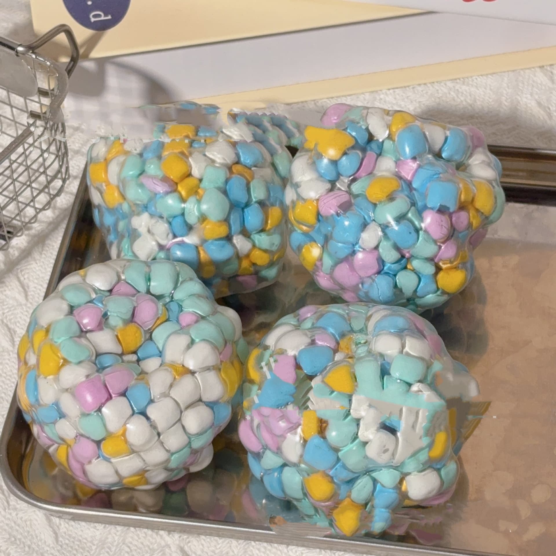 Creative Internet-famous Xylitol Chewy Ballsultra-soft Ultra-thin And Delightfully Sticky To The Touch