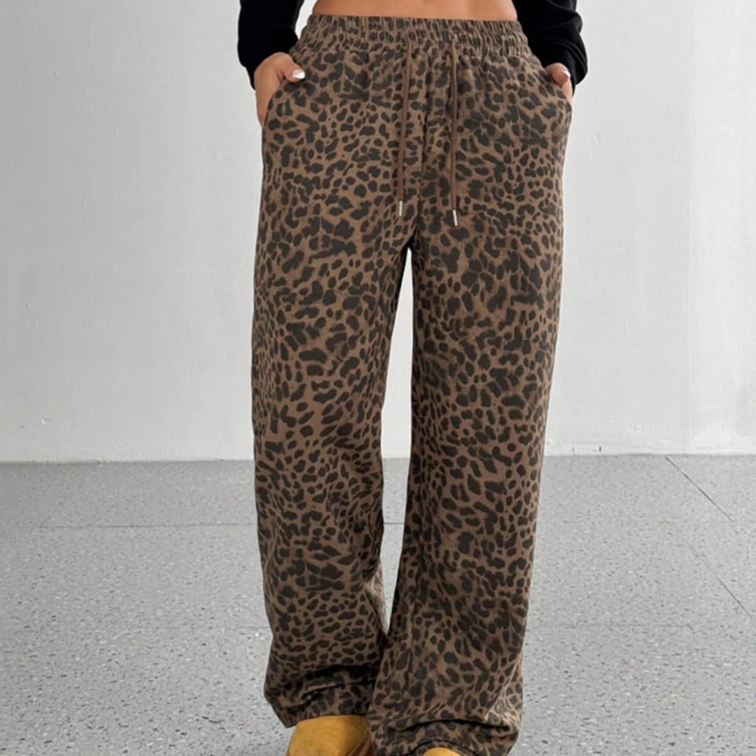 High-waisted Wide-leg Pants Loose-fit Figure-flattering Trendy Leopard-print Trousers